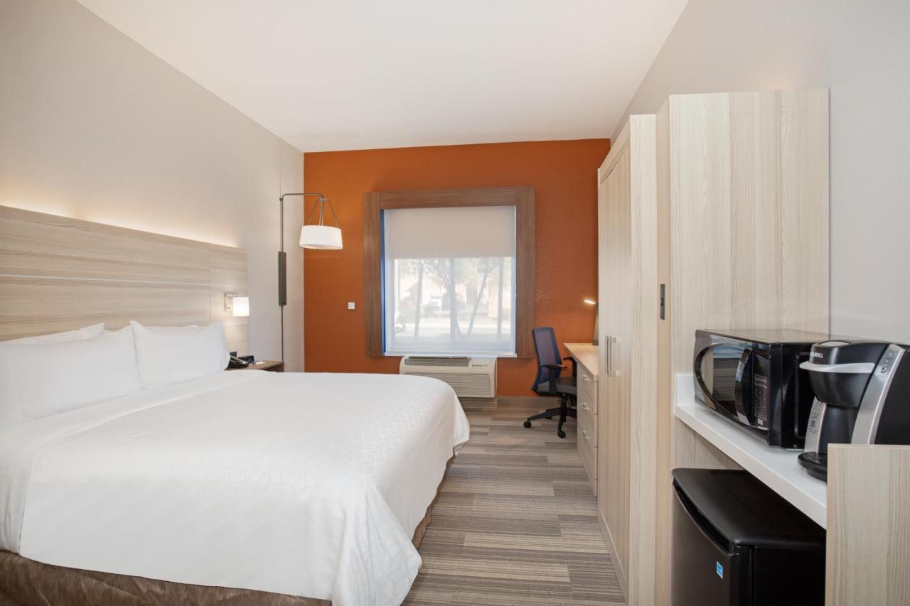 Holiday Inn Express & Suites Phoenix Glendale Dist By Ihg Exterior foto